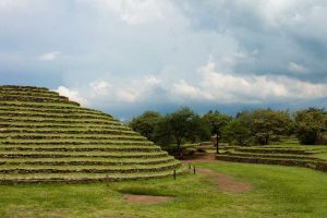 Tour en pirámides de Guachimontones